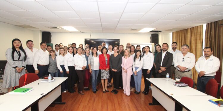 Fortalece UAT su compromiso con la transparencia y rendición de cuentas