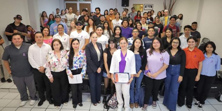 La FDCSV ofrece taller «Yo toco mis mamas»