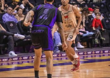Dividen la serie 🏀