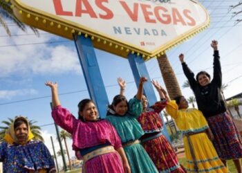 ¡Orgullo nacional! Seis mujeres Rarámuris corren maratón en Las Vegas