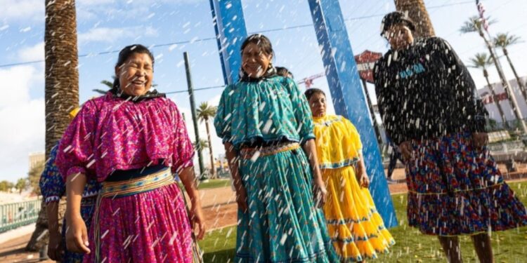 ¡Orgullo nacional! Seis mujeres Rarámuris corren maratón en Las Vegas