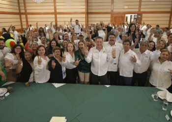 Conmigo el magisterio va a estar «palanca» en el Senado: Eugenio Hernández