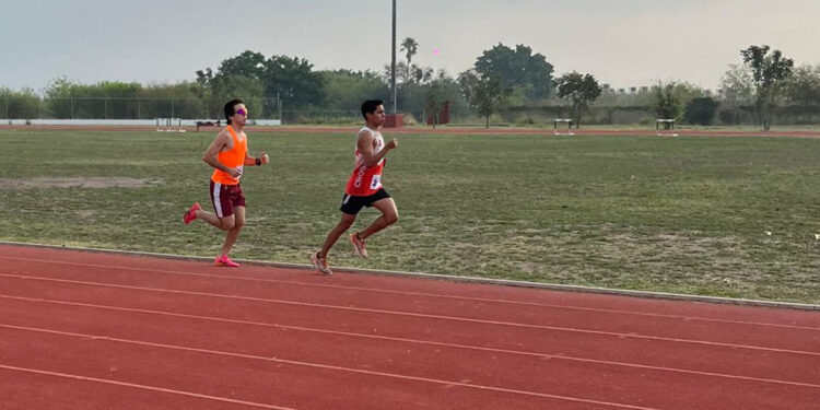 Van atletas de la UAT al Macrorregional de los juegos CONADE 2024