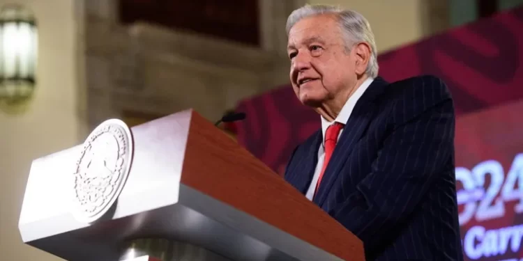 «Que se entregue» fue el mensaje de AMLO al policía que asesinó a Yanqui Kothan Gómez