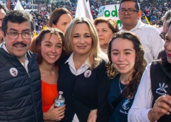 Anuncia Dámaso Anaya creación del Instituto de la Mujer Universitaria