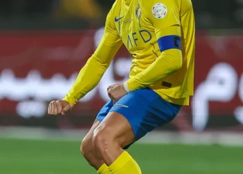 Cristiano Ronaldo fué sancionado por hacer seña obscena