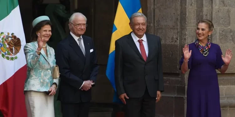 El Presidente de México recibe a los Reyes de Suecia en Palacio Nacional