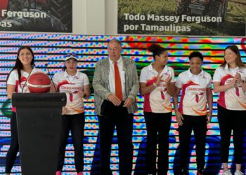 Presentación oficial del Head Coach  Luis García.