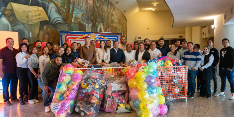 Promueve la UAT colecta de juguetes para celebrar el Día del Niño