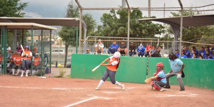 Avanza equipo femenil de softbol de la UAT, a Universiada Nacional