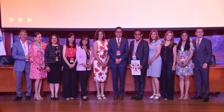 Investigador de la UAT expone nuevos avances sobre el tratamiento del dolor oncológico