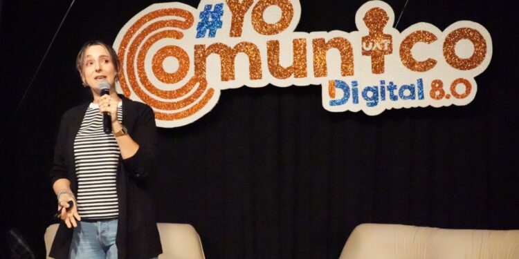 Abordan en la UAT actualidades de la comunicación en la era digital