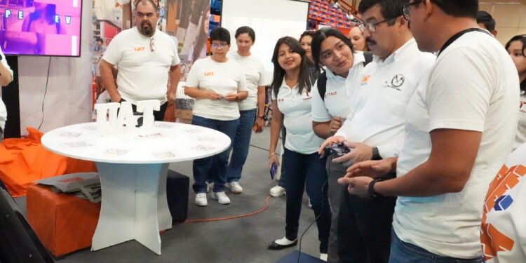 Vive la UAT una fiesta para recibir a estudiantes de bachillerato