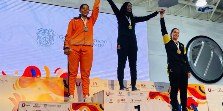 Con plata y bronce cierra Taekwondo de la UAT en Universiada Nacional