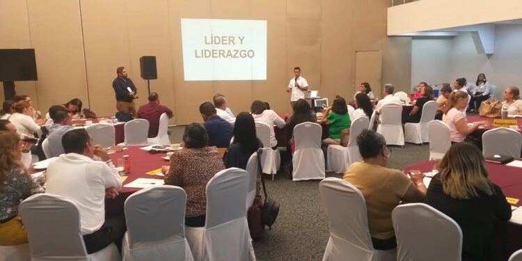 Participa personal educativo en Congreso de Educación Inclusiva