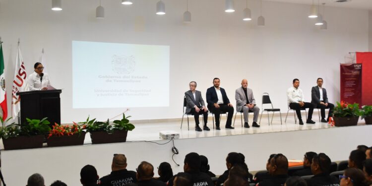 Capacitan SSPT y CODHET a personal de la Guardia Estatal en materia de derechos humanos