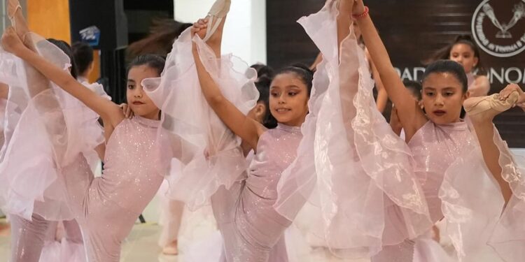 Realiza la UAT con éxito talleres artísticos en Tampico y Victoria