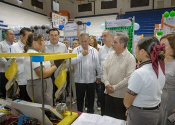 Premian a ganadores de la Feria Estatal de Ciencia e Ingenierías Tamaulipas 2024
