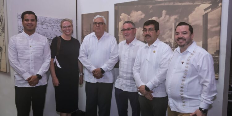 Inauguran Secretaría de Desarrollo Energético y Woodside Energy la Exposición Binacional Cultural en Tamaulipas