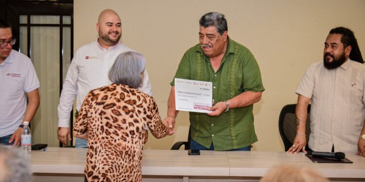 Inauguran Proyectos de Fortalecimiento y Apoyo a la Producción Artesanal en Tula