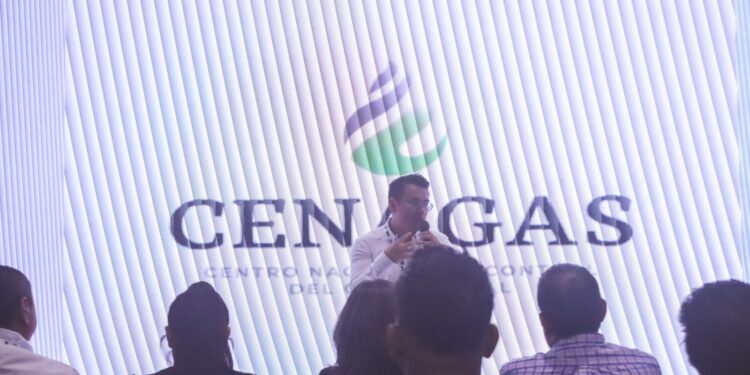 Recibió Secretaría de Desarrollo Energético conferencias internacionales en el Congreso Mexicano del Petróleo