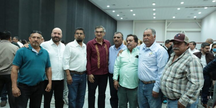 Llama Américo a trabajar en unidad y a cuidar el agua