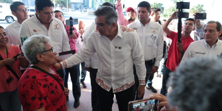 Refrenda Américo: “En Tamaulipas, tenemos la bata bien puesta”