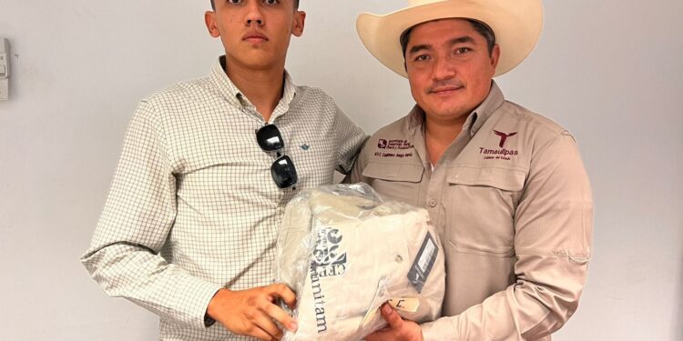 Equipa Gobierno del Estado a personal de inspección y movilización