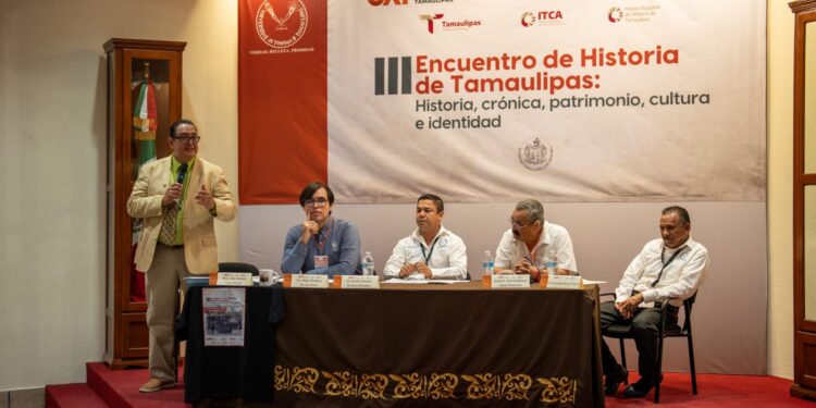 Realiza la UAT encuentro para la difusión de la historia de Tamaulipas