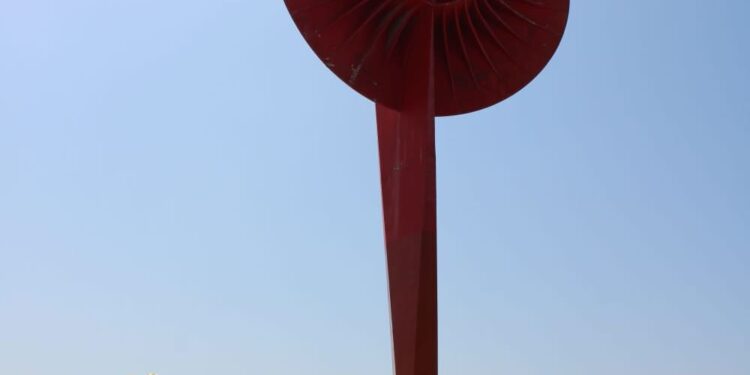 Restaura Obras Públicas Águila del Bicentenario