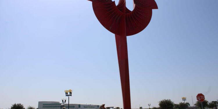 Restaura Obras Públicas Águila del Bicentenario