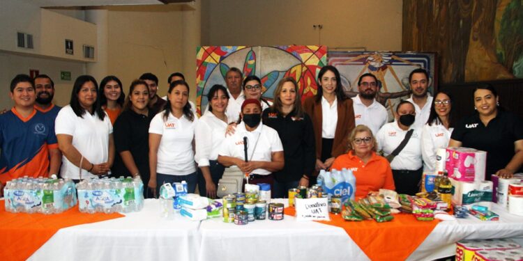 Realiza la UAT colecta de víveres para damnificados por lluvias