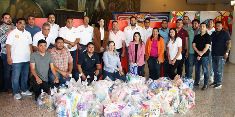 Realiza la UAT colecta de víveres para damnificados por lluvias