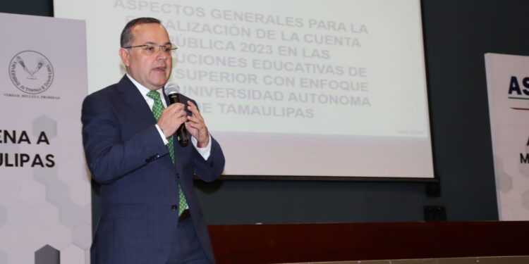 Capacita la ASF al personal administrativo y directivo de la UAT