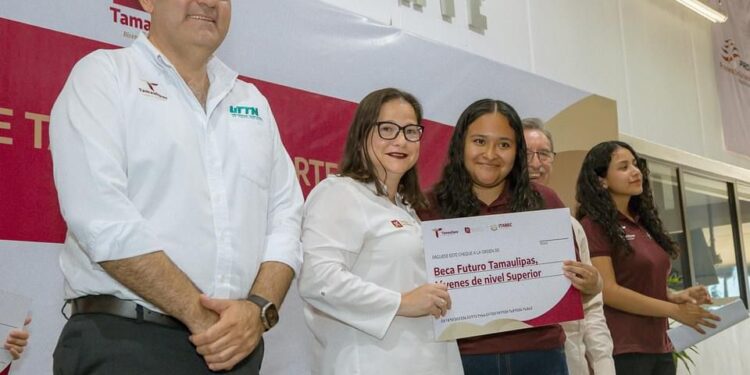 Inicia Gobierno del Estado entrega de becas «Futuro Tamaulipas, Jóvenes de Nivel Superior»