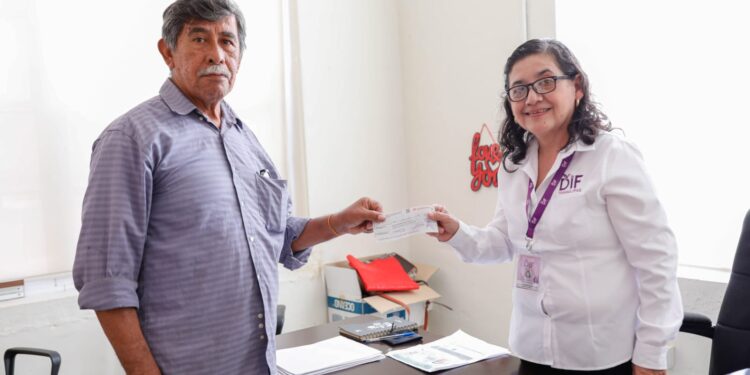 Entrega DIF Tamaulipas apoyos económicos a adultos mayores de 23 municipios