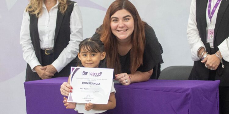 Gradúa DIF Tamaulipas a cerca de 3 mil alumnos de preescolar en los CECUDI y CAIC del estado