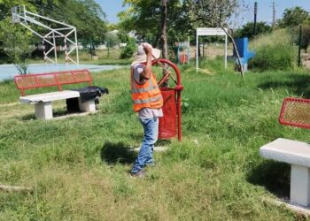 Continúa municipio con mantenimiento y limpieza en colonias y fraccionamientos