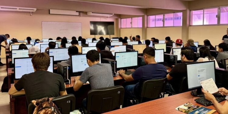 Cuenta la UAT con mejores instalaciones para la educación integral de sus estudiantes