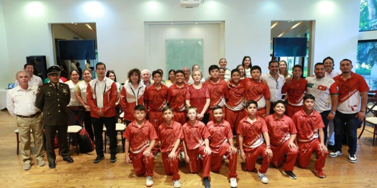 Abandera María de Villarreal a equipo matamorense que representará a México en el Mundial de Béisbol Infantil