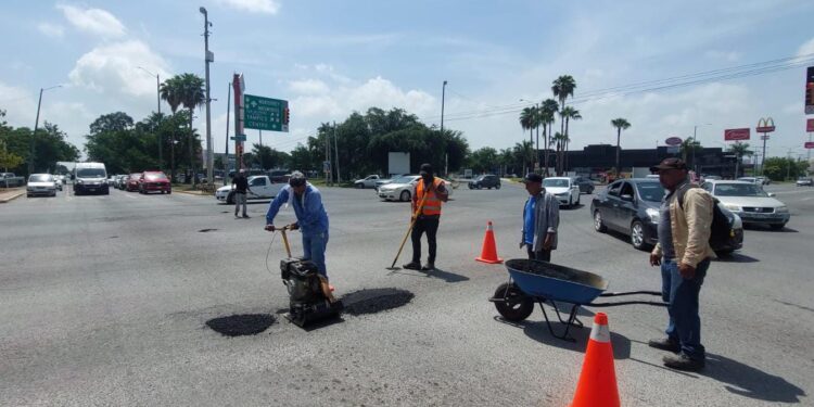 Activan Estado y Municipio programa emergente de bacheo