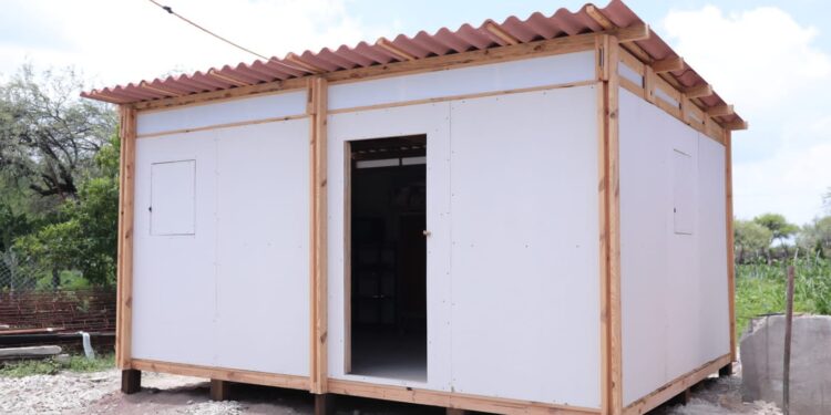 Atienden DIF Tamaulipas y Fundación Techo a nueve comunidades de Tula