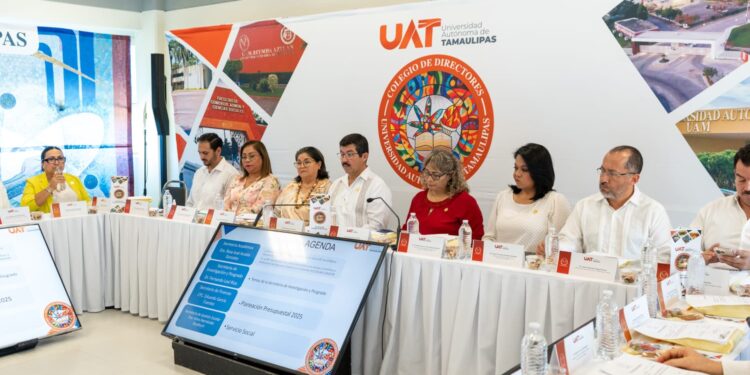 Anuncia rector nuevos proyectos para fortalecer crecimiento de la UAT
