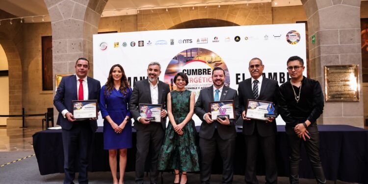 Recibe Secretaría de Desarrollo Energético de Tamaulipas reconocimiento a la excelencia
