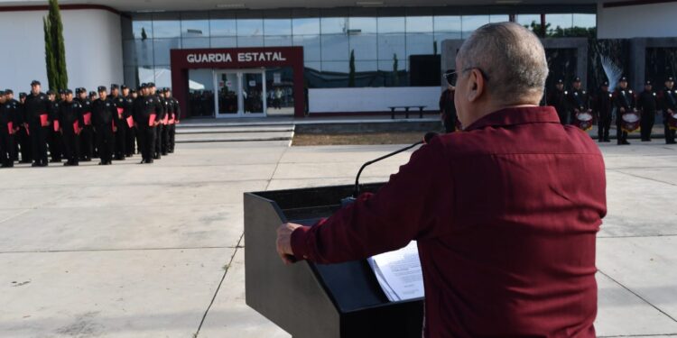 Entrega SSPT constancias a egresados del Curso de Análisis y Procesamiento del Lugar de los Hechos