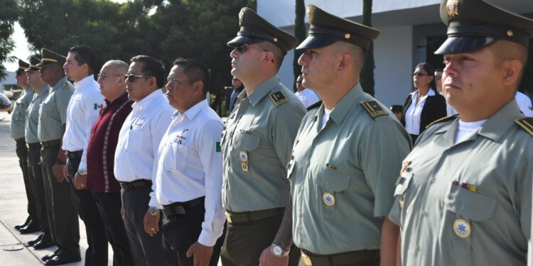 Entrega SSPT constancias a egresados del Curso de Análisis y Procesamiento del Lugar de los Hechos
