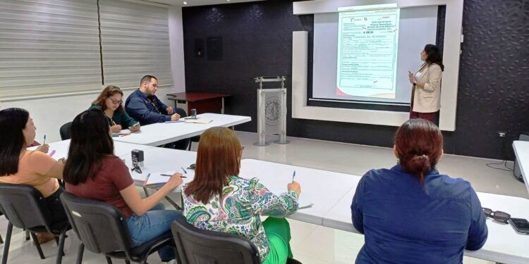 Capacita ITABEC a personal educativo sobre Beca “Futuro Tamaulipas”