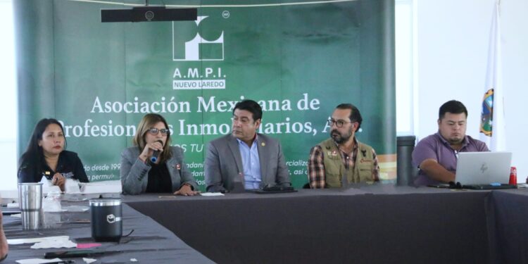 Unen esfuerzos SEDUMA y la AMPI para ordenar el crecimiento urbano en Nuevo Laredo