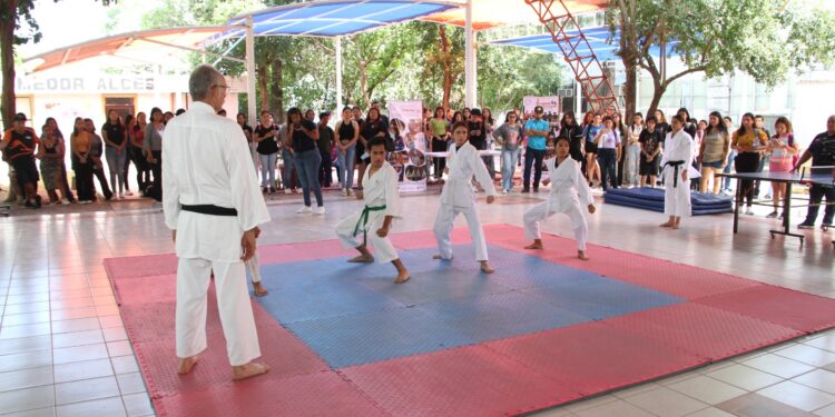 Difunde UAT el programa «Yo Soy Correcaminos» para la formación integral