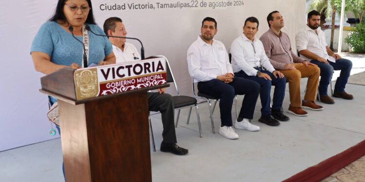 Gobierno de Victoria brinda certeza jurídica patrimonial a 50 familias